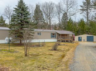 53 Plains Road, Oxford, ME 04270