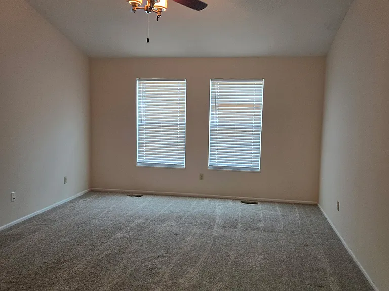 2525 Autumn Fields Ln — Photo 18