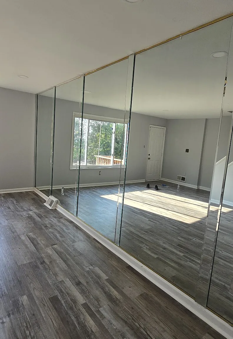 3 bed, 1100 sqft, $2,375 — Photo 3