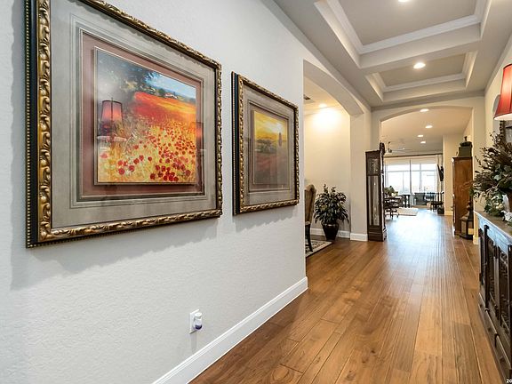 5th image of 562 Singing Creek