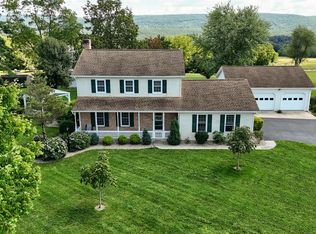 248 Birds Hill Rd, Pine Grove, PA 17963