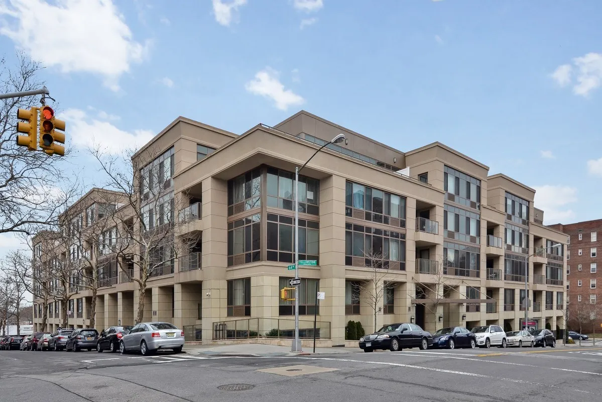 Novo 64 at 64-05 Yellowstone Boulevard in Forest Hills