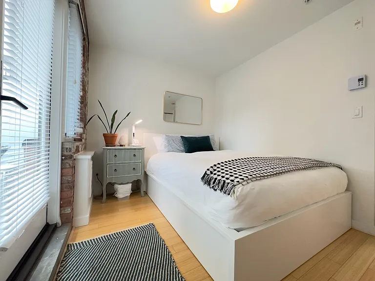 535 Fisgard St #203 — Photo 9