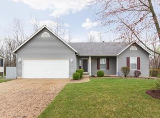 3047 Bromley Dr, O'Fallon, MO 63368