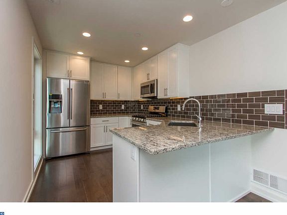 4th image of 720-22 S Sartain St #4