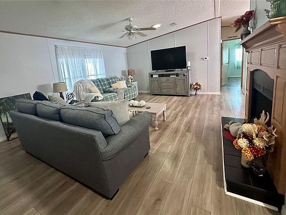 4th image of 1100 BELCHER ROAD S #33