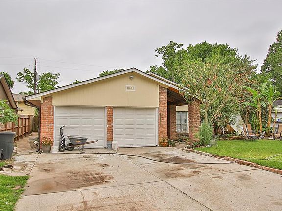 3rd image of 11025 Hayslip Ln