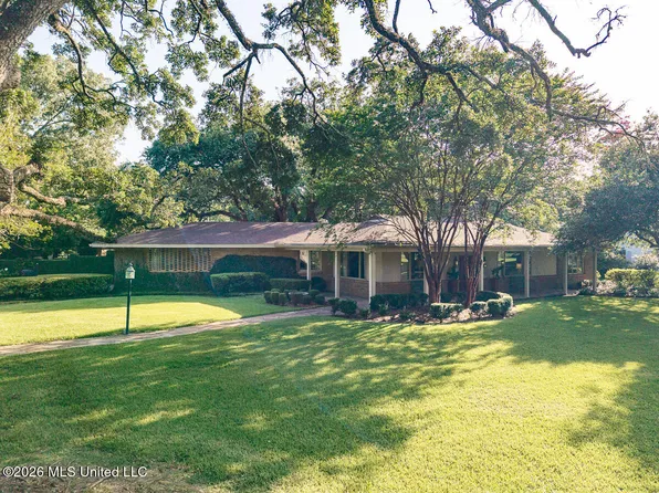 3 Bingaman Ln, Natchez, MS 39120