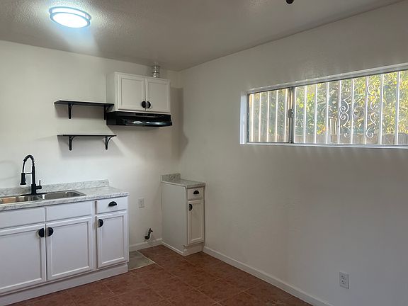 5th image of 10010 Anzac Ave APT 2