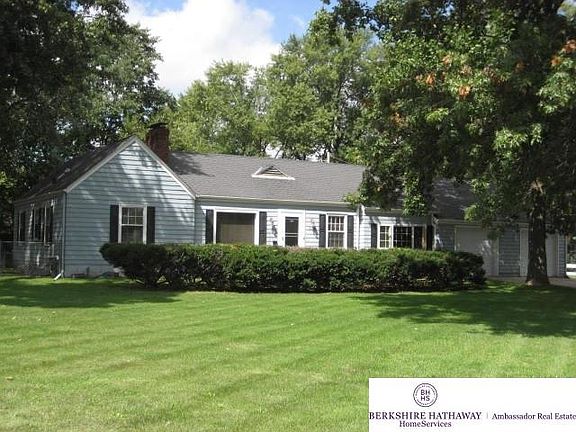 5th image of 5910 N 52nd St