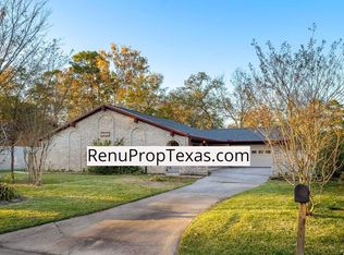 27221 Stark Ln, Conroe, TX 77385