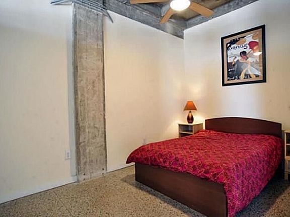 5th image of 221 W Lancaster Ave Unit 8009