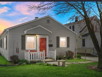 2706 S 71st St, Milwaukee, WI, 53219