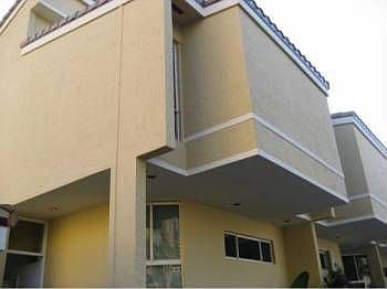 1st image of 3946 NE 168th St #9