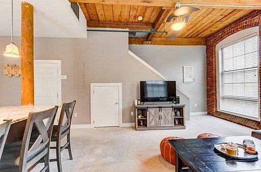 4th image of 14 Sanford St Unit 27