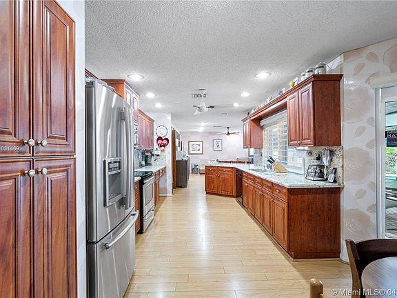 3rd image of 1110 NW 93rd Ter