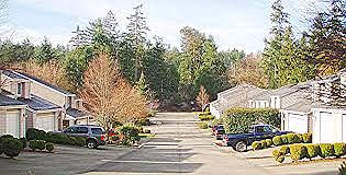 2nd image of 1401 32nd Street Ct NW