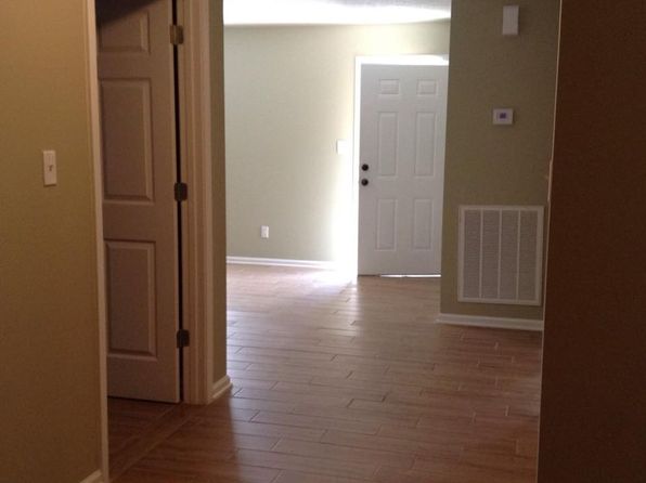 2703 Tanglewood Trl W