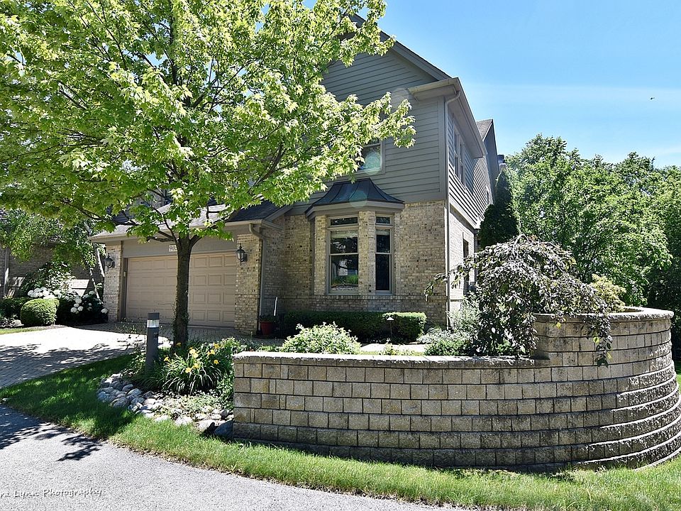 1st image of 905 Oak Crest Ln