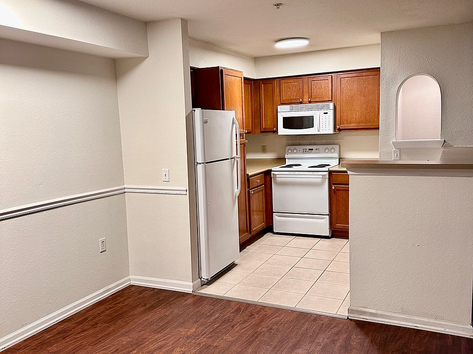 2nd image of 8550 Touchton Rd APT 1536