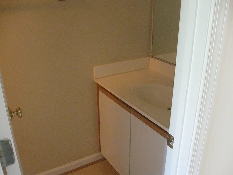310 Wine St — Photo 11