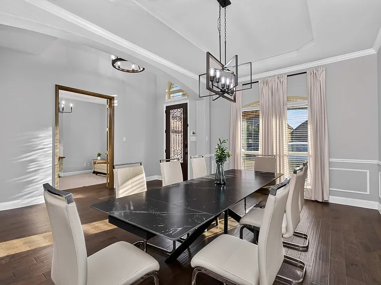 2626 Flat Bush Ave — Photo 12