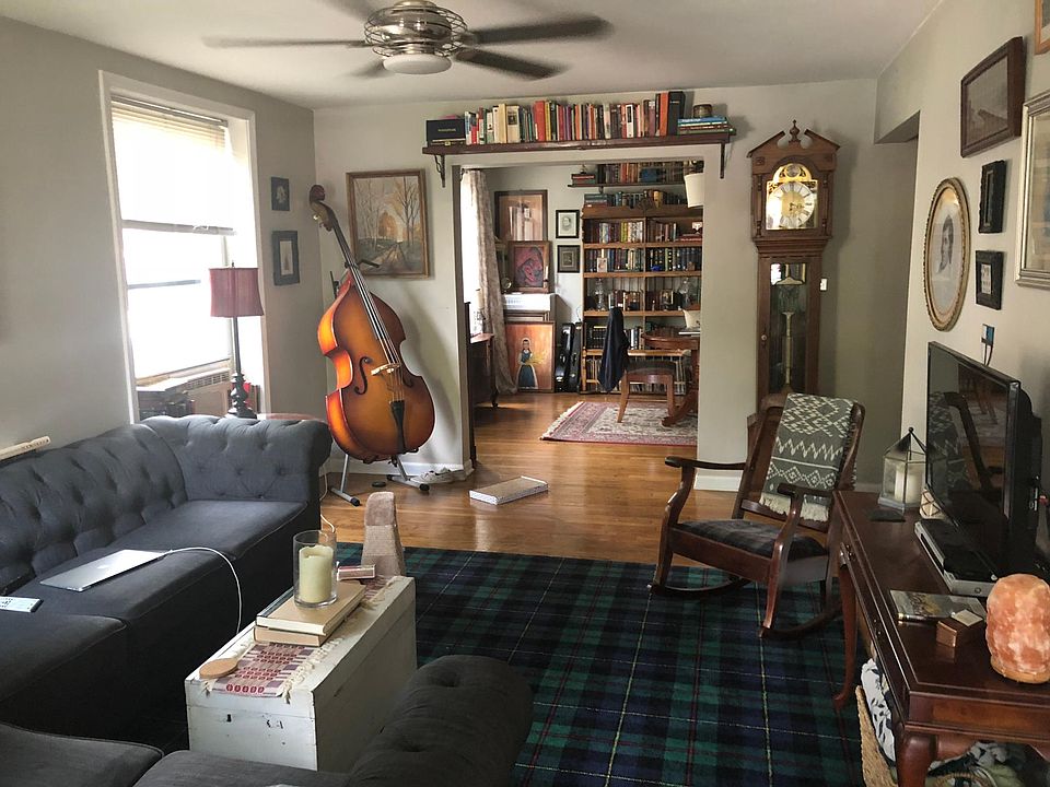 1st image of 4714 N Washtenaw Ave #3