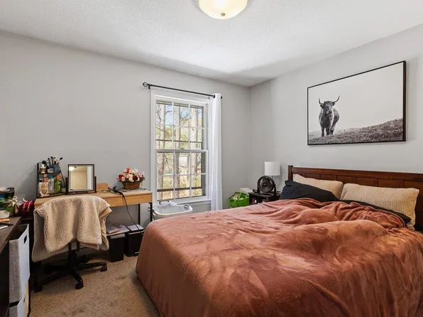 1233 Pond St, Cary, NC 27511