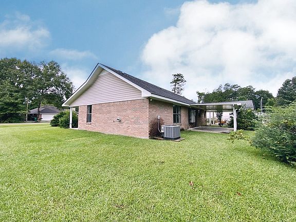 4th image of 102 Glenwood Dr