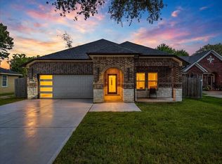 8309 Holiday Ln, Houston, TX 77075