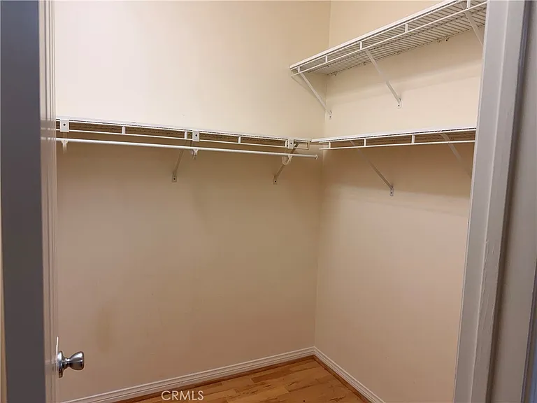 515 W Balboa Blvd — Photo 39