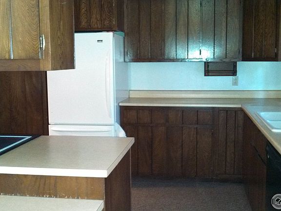5th image of 541 E Carnahan St