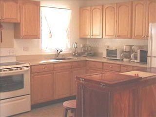 2nd image of 91-566 Akua St