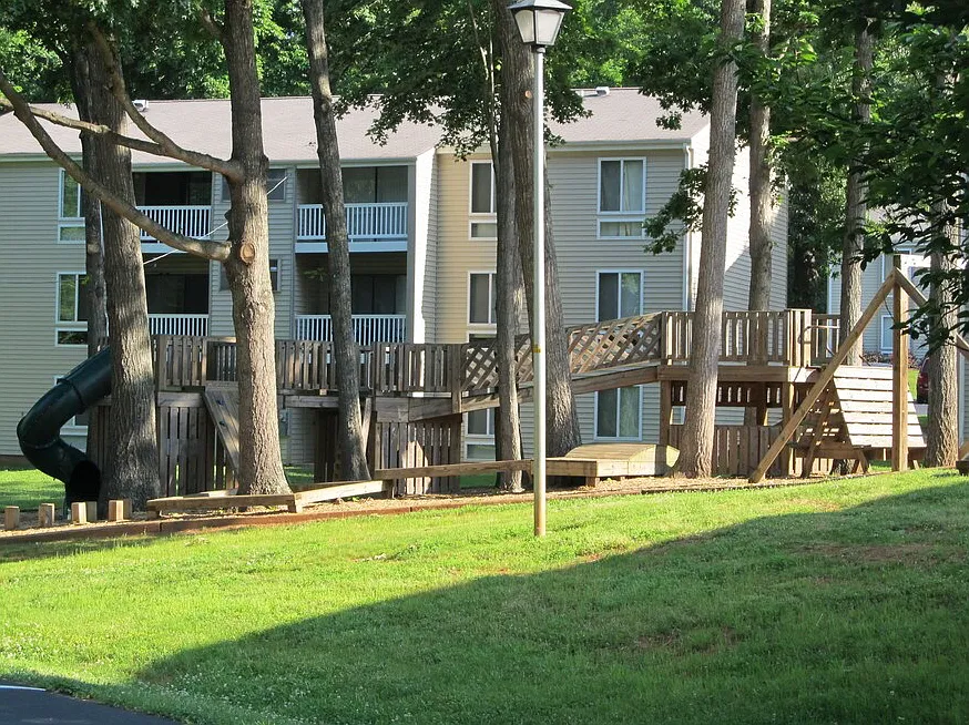 Huntingwood Apartments