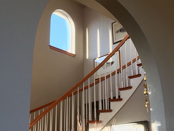 Architectural lines 