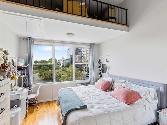 2nd image of 619 Union Ave Floor 3