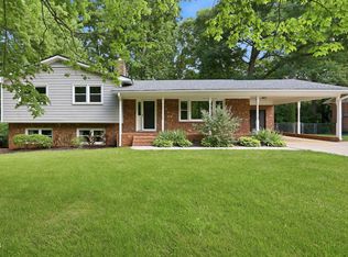 4416 Parkwood Dr, Raleigh, NC 27603