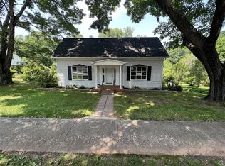 1107 Trogdon St, North Wilkesboro, NC 28659