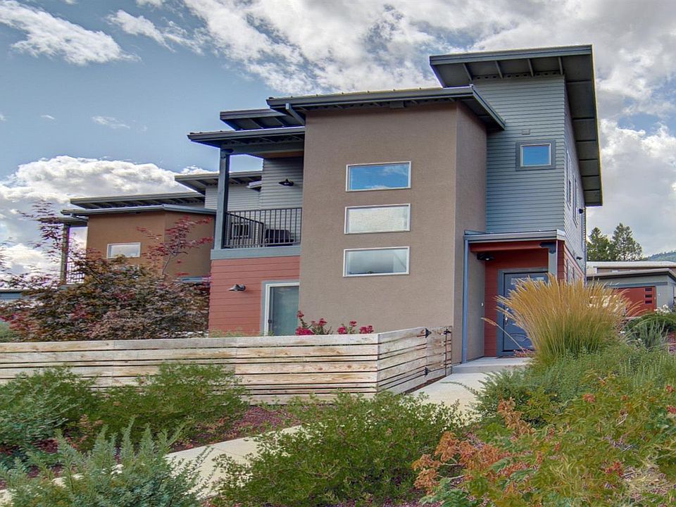 1st image of 82 Almeda Dr