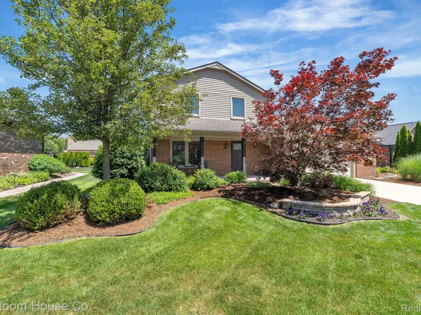 36042 Howell Ave, Livonia, MI 48154