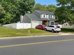 108 Altair Dr, Turnersville, NJ 08012