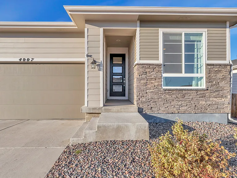 4007 Castle Vista Ln — Photo 5