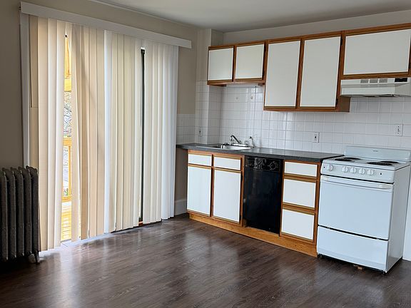 3rd image of 503 Sea St #2-A