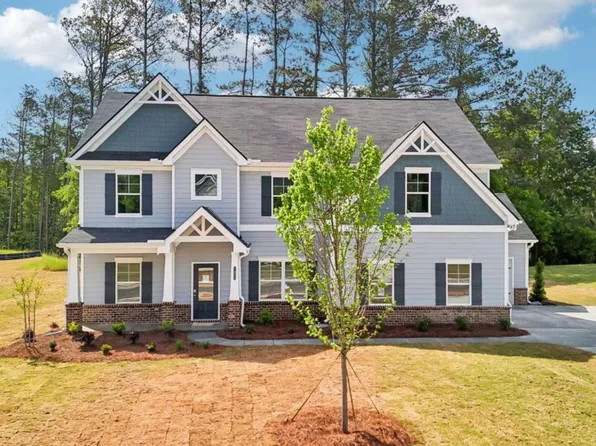 3633 Squires Park Ln, Loganville, GA 30052