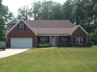 170 Dogwood Dr, Fayetteville, GA 30214