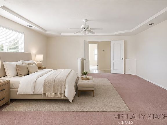 5th image of 17482 Walnut St