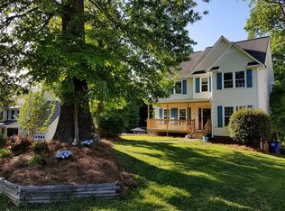3925 Glenn Knoll Ln, Winston Salem, NC 27107