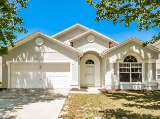 83 Knights Hollow Dr, Apopka, FL 32712