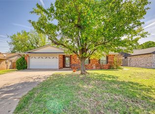 120 Peggy Dr, Elk City, OK 73644