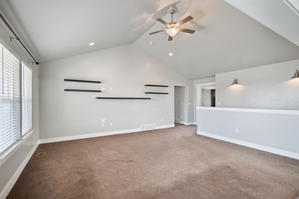 next background image